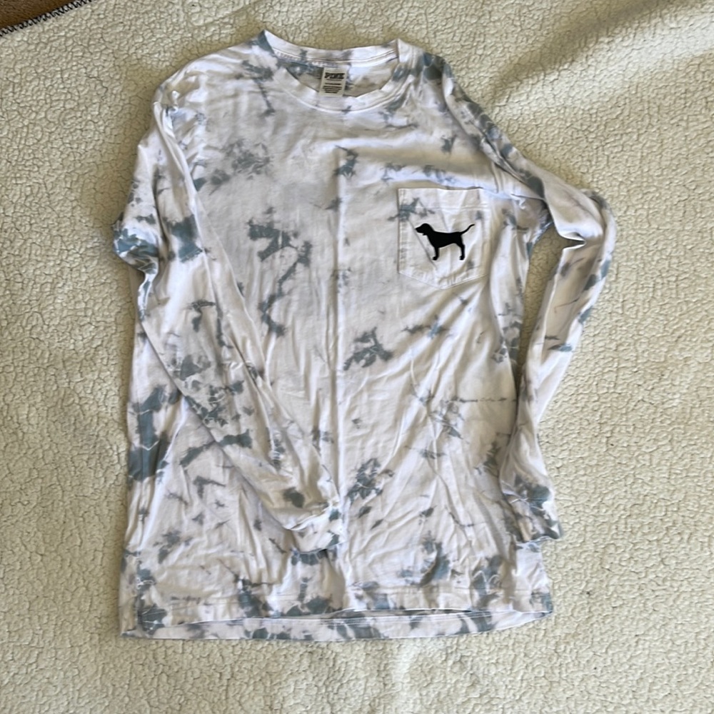 Long sleeve small pink shirt